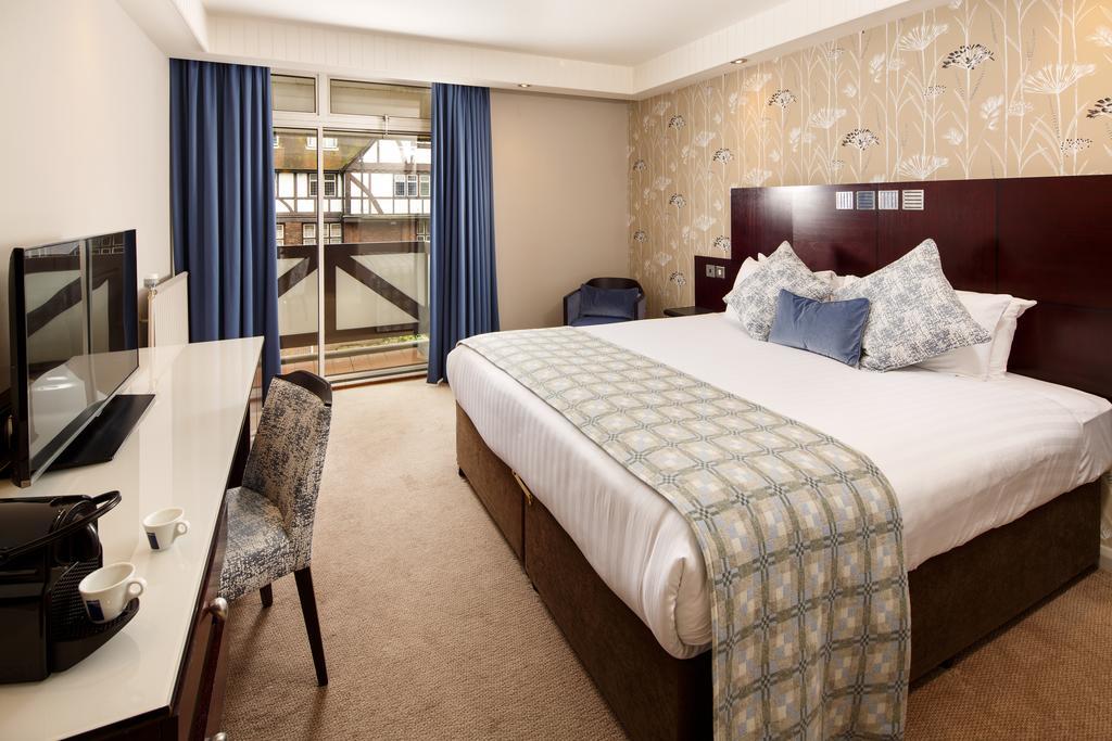 Mercure Leeds Parkway Hotel Buitenkant foto