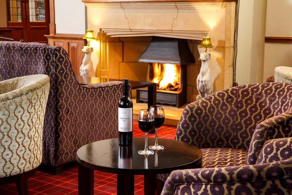 Mercure Leeds Parkway Hotel Buitenkant foto